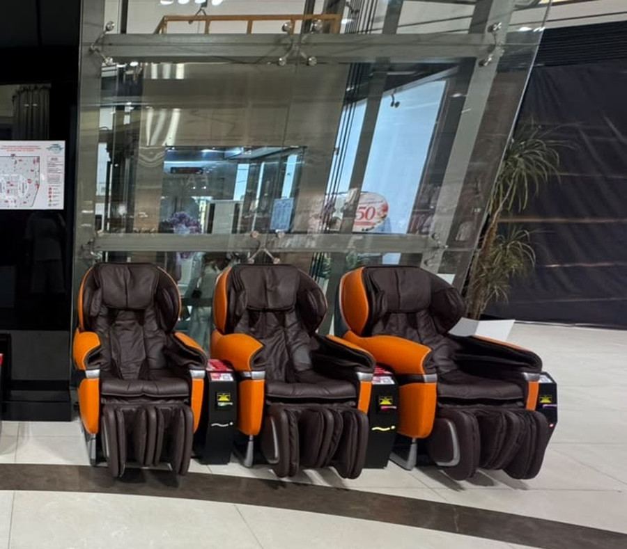 Кресла MERIOS в ТРЦ Asia Mall, Бишкек